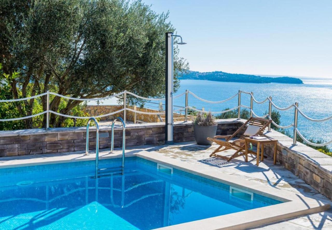 Apartments Villa Capitano 米利尼 外观 照片
