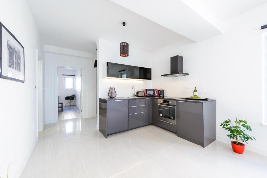 Apartments Villa Capitano 米利尼 客房 照片