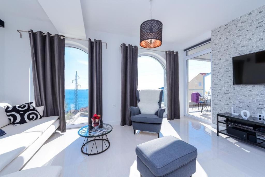 Apartments Villa Capitano 米利尼 客房 照片