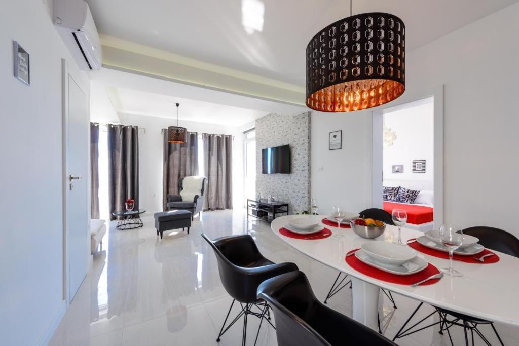 Apartments Villa Capitano 米利尼 客房 照片